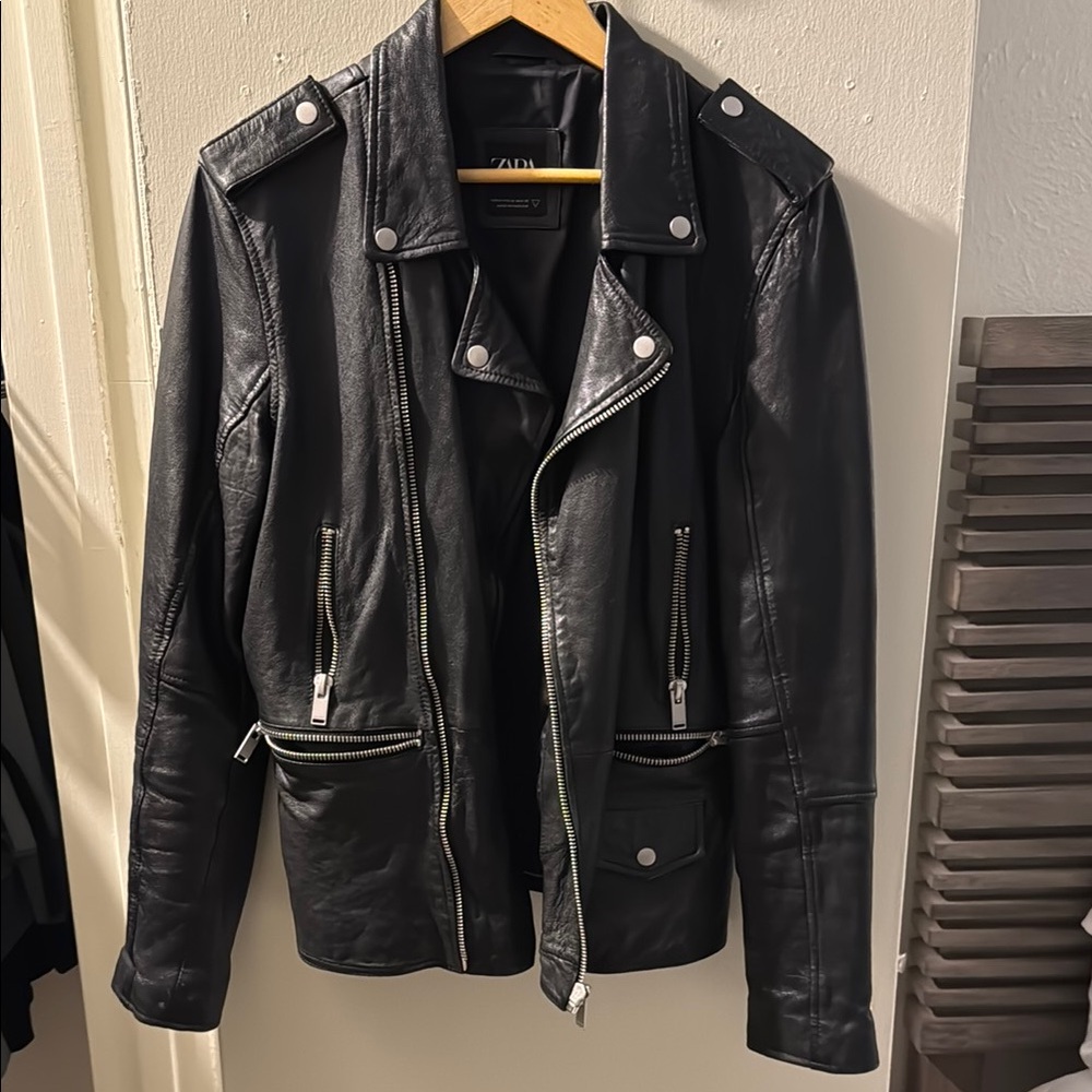 Zara Men's Black Leather Biker Jacket